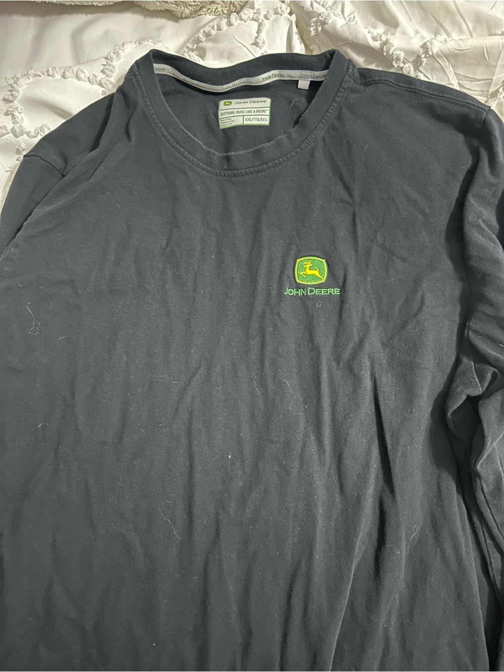 Men’s John Deere Black Long-Sleeve Crewneck